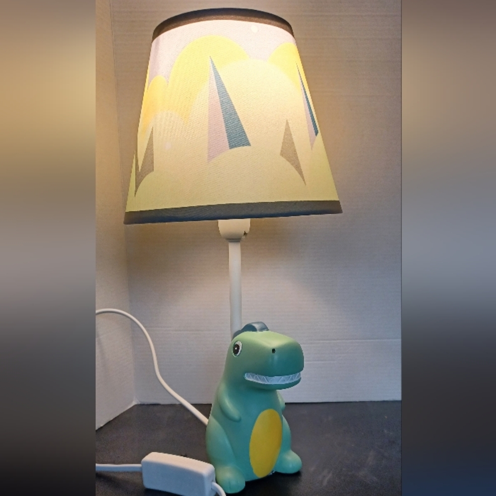 Dinosaur Table Lamp with Yellow Shade NWOT